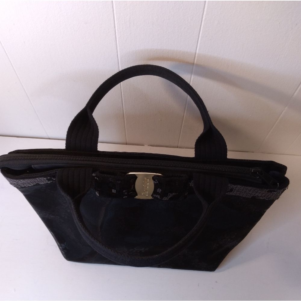 Feminine Black Mesh Hand Bag With Sequin. - Picture 9 of 9
